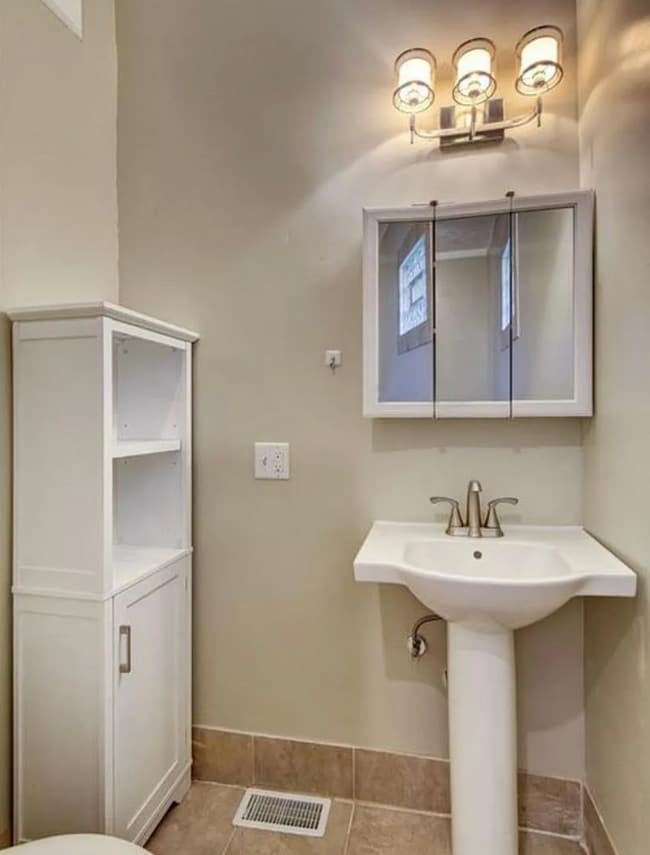 Building Photo - Must See 3 Bedroom Near Creighton!!