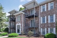 Building Photo - 364 Neponset St