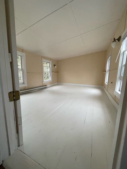 Bedroom # 3 - enter through bedroom # 2 - 13 Center St