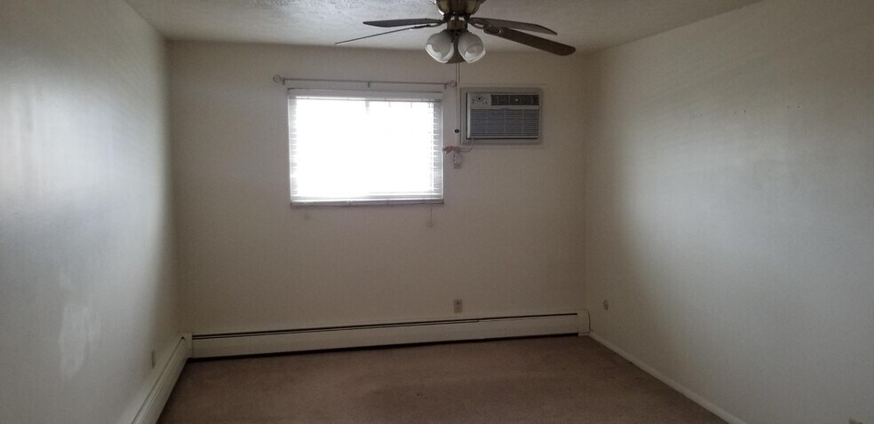 Bedroom - 6605 Katahdin Dr