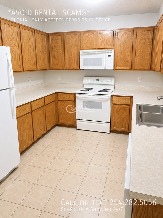 Building Photo - 2709 Lucille Dr