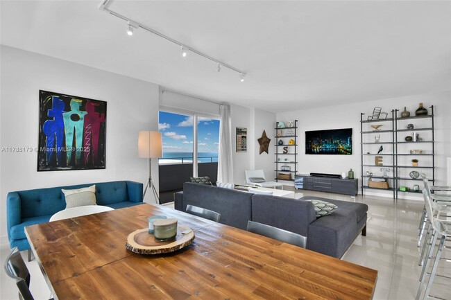 Building Photo - 9225 Collins Ave