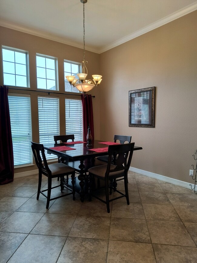 Building Photo - 655 Winchester Dr