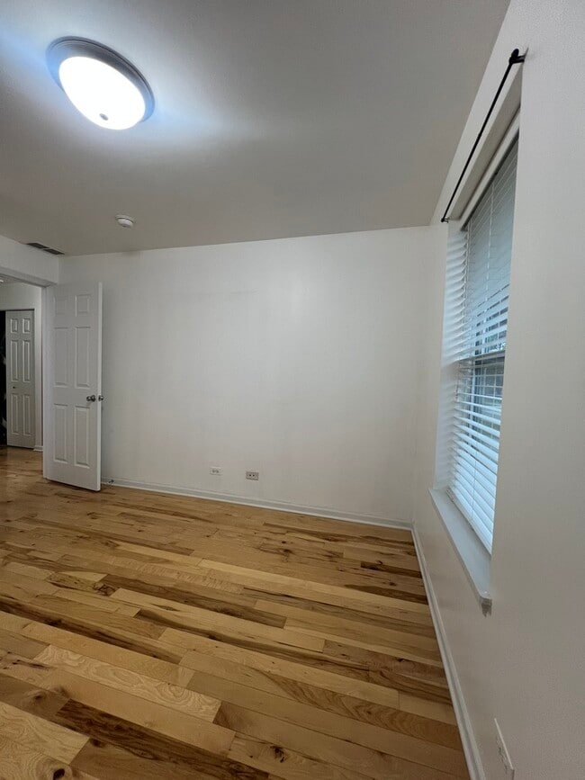 Building Photo - 102 Caddy Ave