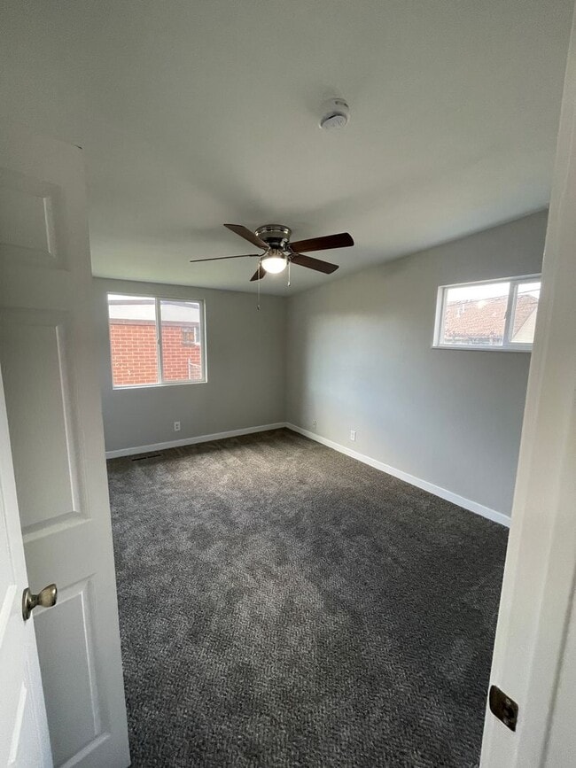Building Photo - Great 3 Bed/1 Bath in Ogden