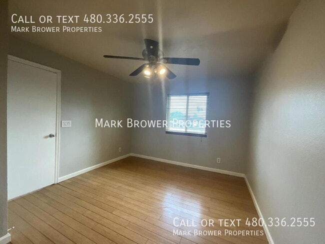 Building Photo - 623 W Guadalupe Rd