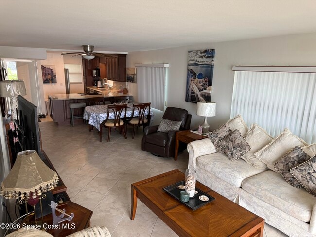 Building Photo - 201 International Dr