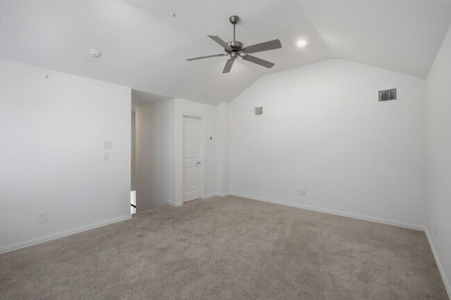 Building Photo - 700 Pistachio Pkwy