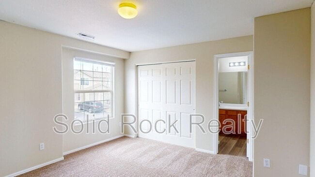 Building Photo - 4919 Leland Point