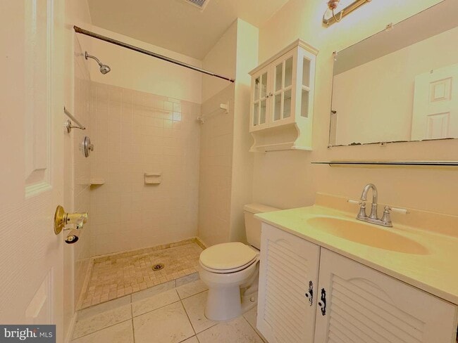 Building Photo - 9021 Tyler Ct