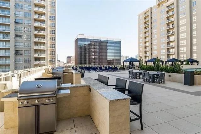 Building Photo - 3225 Turtle Creek Blvd