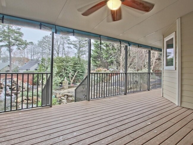 Building Photo - 3296 Millwood Trail SE