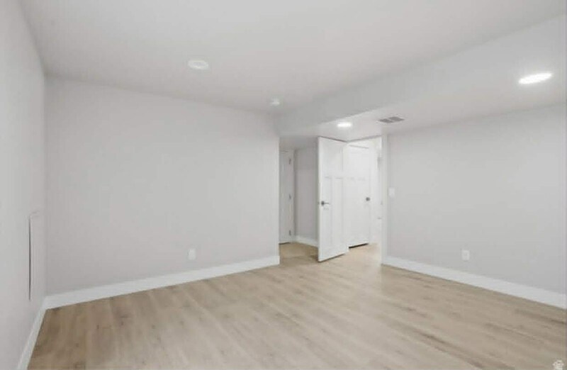 Building Photo - 10328 Yellow Knife Way