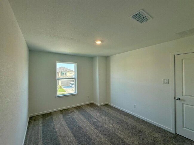 Building Photo - 22142 Paula Bluff Ln