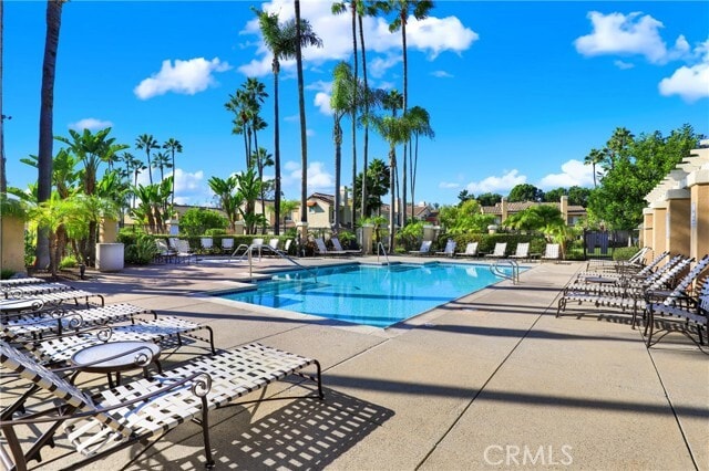 Building Photo - 211 Chandon