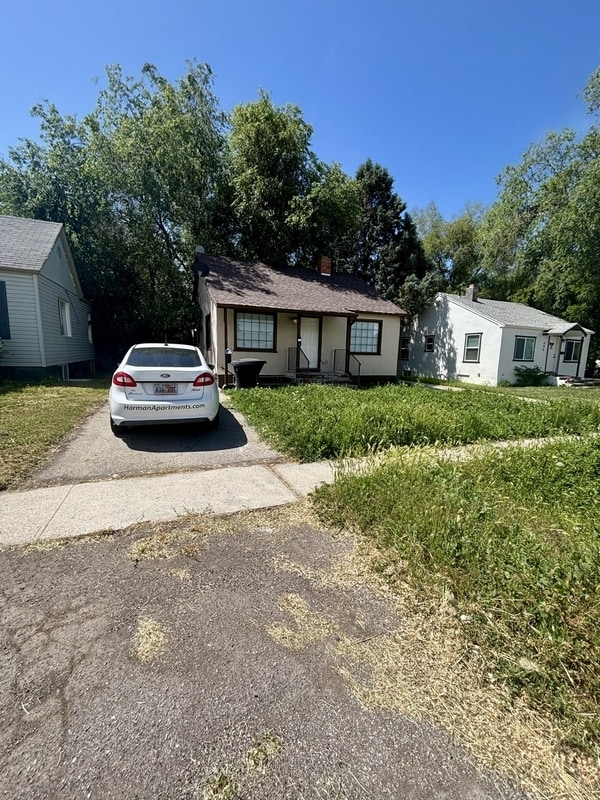 Building Photo - 979 W 100 S