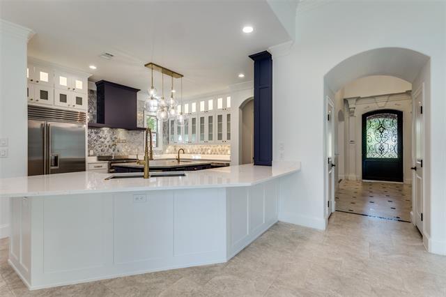 Building Photo - 503 Clear Vista Dr