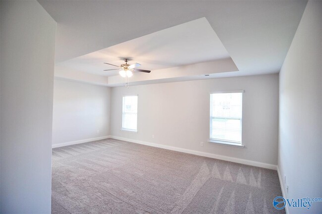 Building Photo - 2464 Bell Manor Dr SW