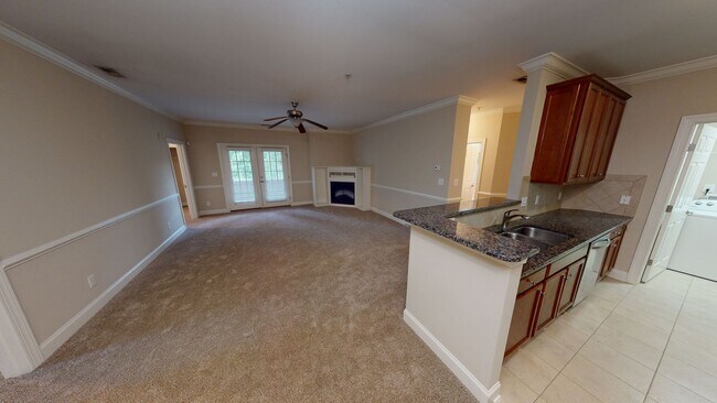 Building Photo - Extra Large Condo in Anderson Creek Club C...