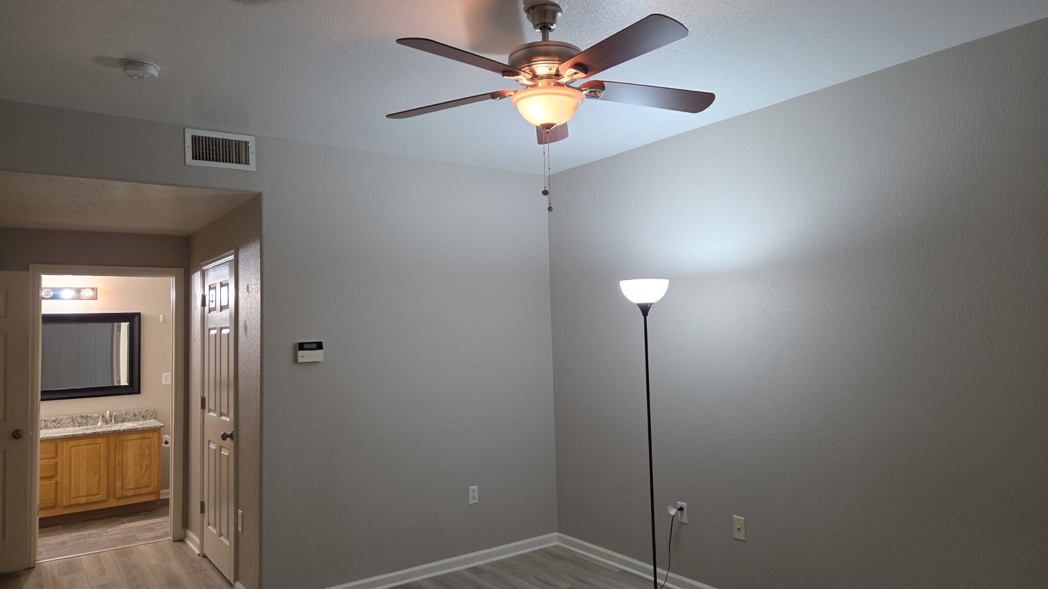 Building Photo - 4875 S Balsam Way