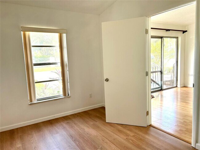 Building Photo - 3005 Casselwood St