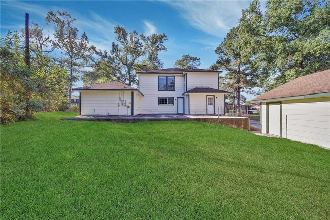 Building Photo - 10071 Woodhollow Dr