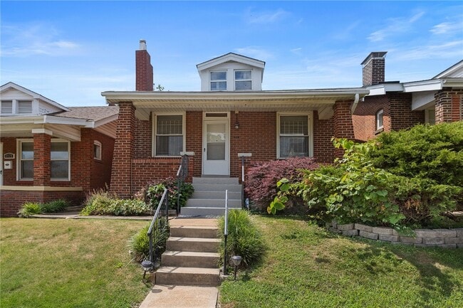 Primary Photo - 5202 Delor St