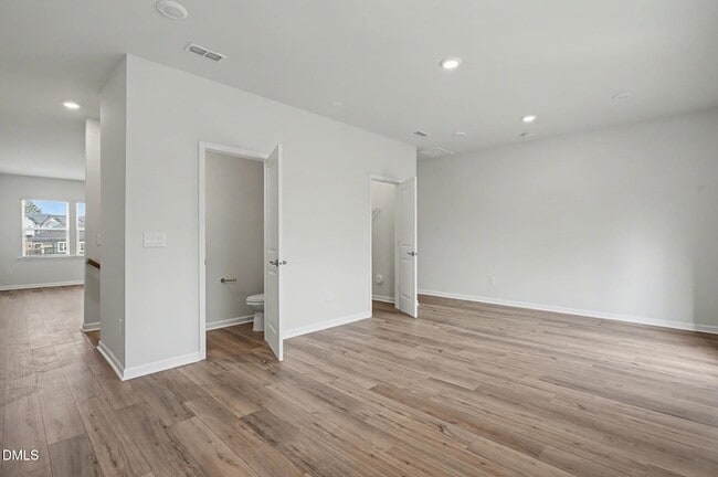 Building Photo - 3020 Everton Ave