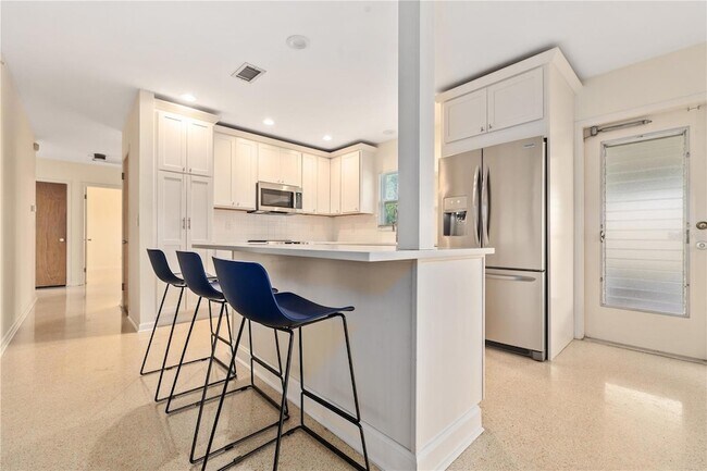 Building Photo - 12902 Forest Hills Dr