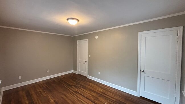 Building Photo - 899 Chatwood St