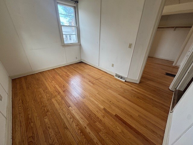 Building Photo - 1812 Madison St