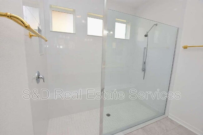 Building Photo - 3953 Aquilla Dr