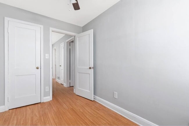 Building Photo - 114 Riverthorn Rd