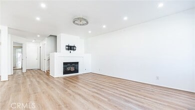 Building Photo - 19036 Singingwood Cir