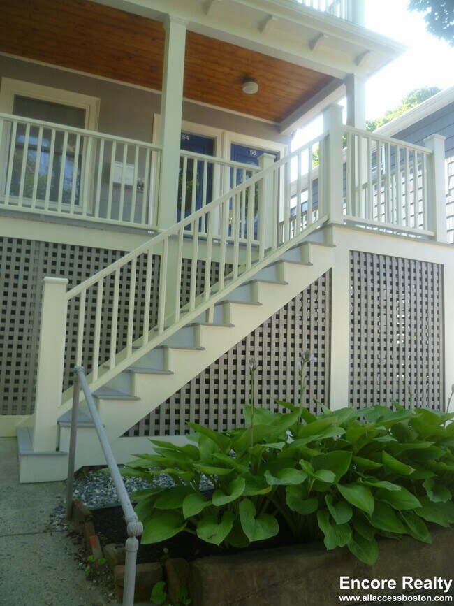 Building Photo - 56 Hobson St