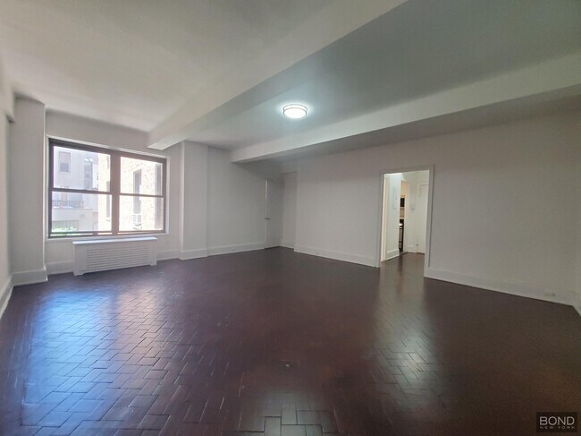 Primary Photo - 160 W 73rd St