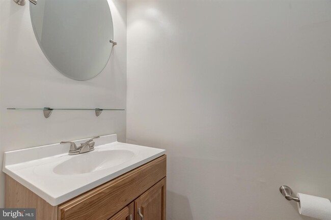 Building Photo - 6948 Banchory Ct