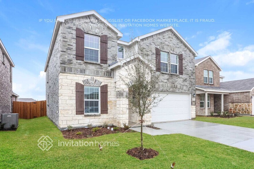 Building Photo - 1511 Greyleaf Ln