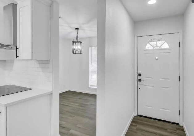 Building Photo - 108 Sparrow Way