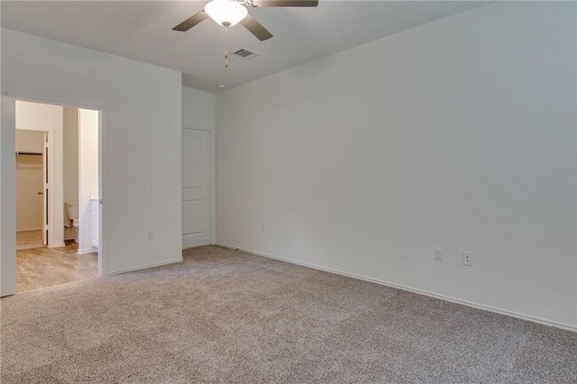 Building Photo - 6721 Hartlage St