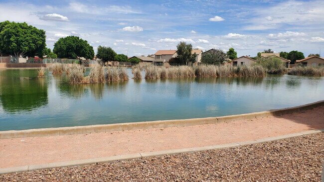 Building Photo - 10970 W Sheridan St