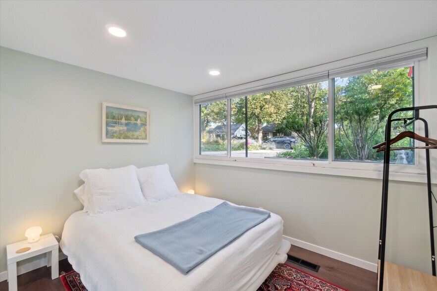 Building Photo - 1807 Fair St