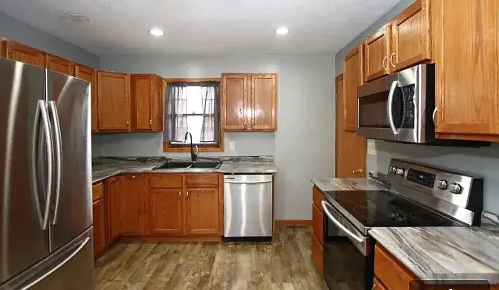 Building Photo - 1451 Manatt St