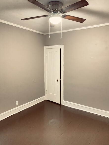 Building Photo - 1236 S 14th Ave