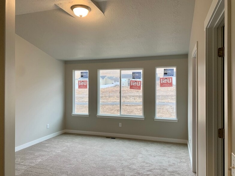 Building Photo - 204 Tram Rock Rd.