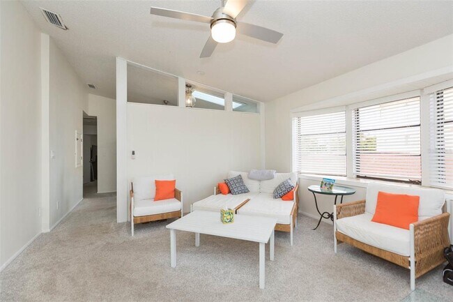 Building Photo - 3604 E Maritana Dr