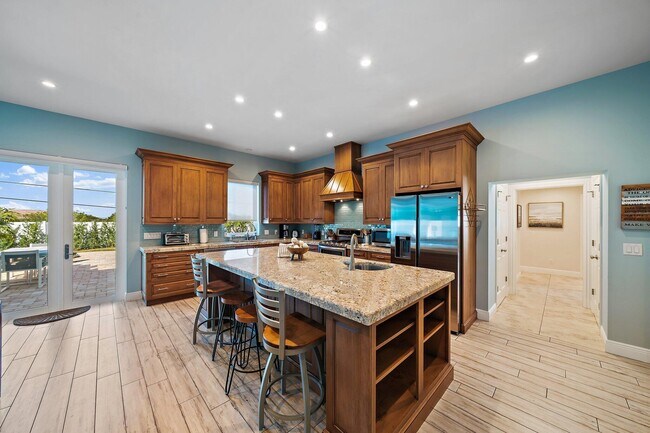 Building Photo - 500 Sunrise Way