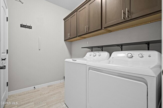 Building Photo - 13440 Emerald Ranch Ln