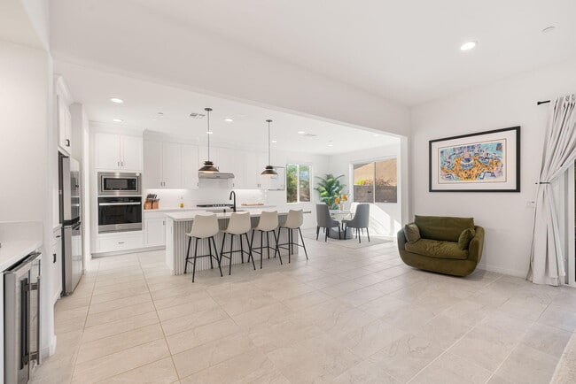 Building Photo - 81890 Via Encinitas