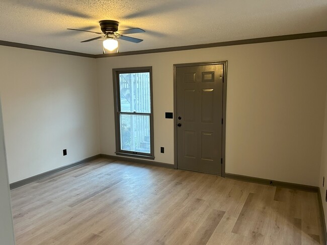 Primary Photo - NEWLY RENOVATED Ground Level Apartment in ...